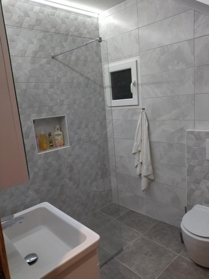 Apartment Ksenija Kotor Exterior foto